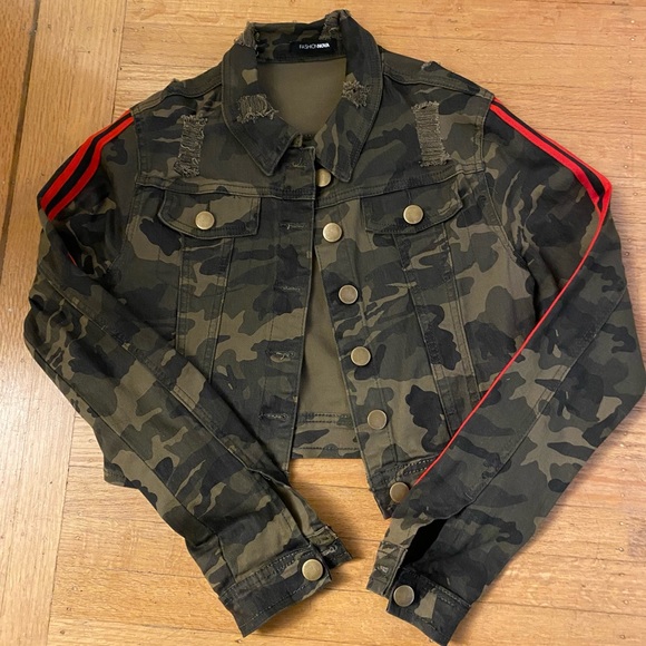 Jean Jacket - Picture 1 of 3